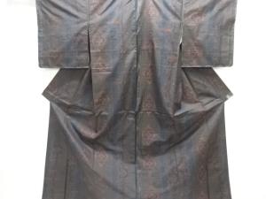 未使用品　菱華紋織り出し本場泥大島紬着物